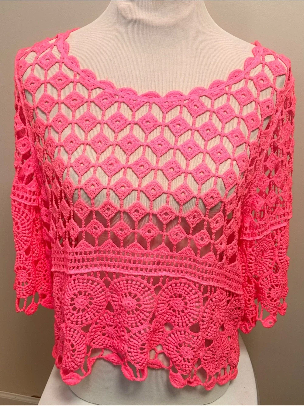 NWT Hot Pink Crochet Open Knit Top Cover Up Beach Summer Festive Boho Hippie OS - Picture 1 of 7